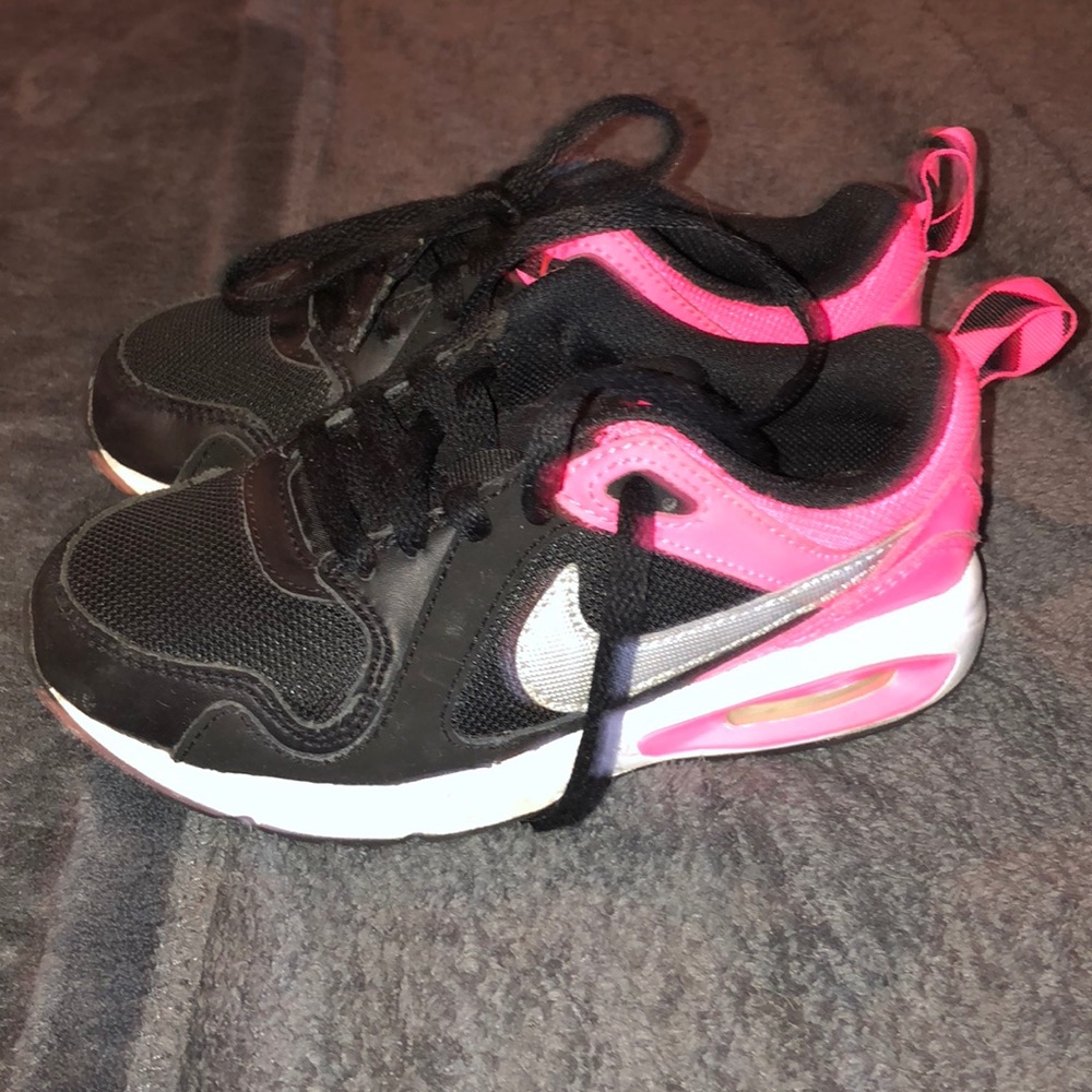 EUC girls Nike Airmax